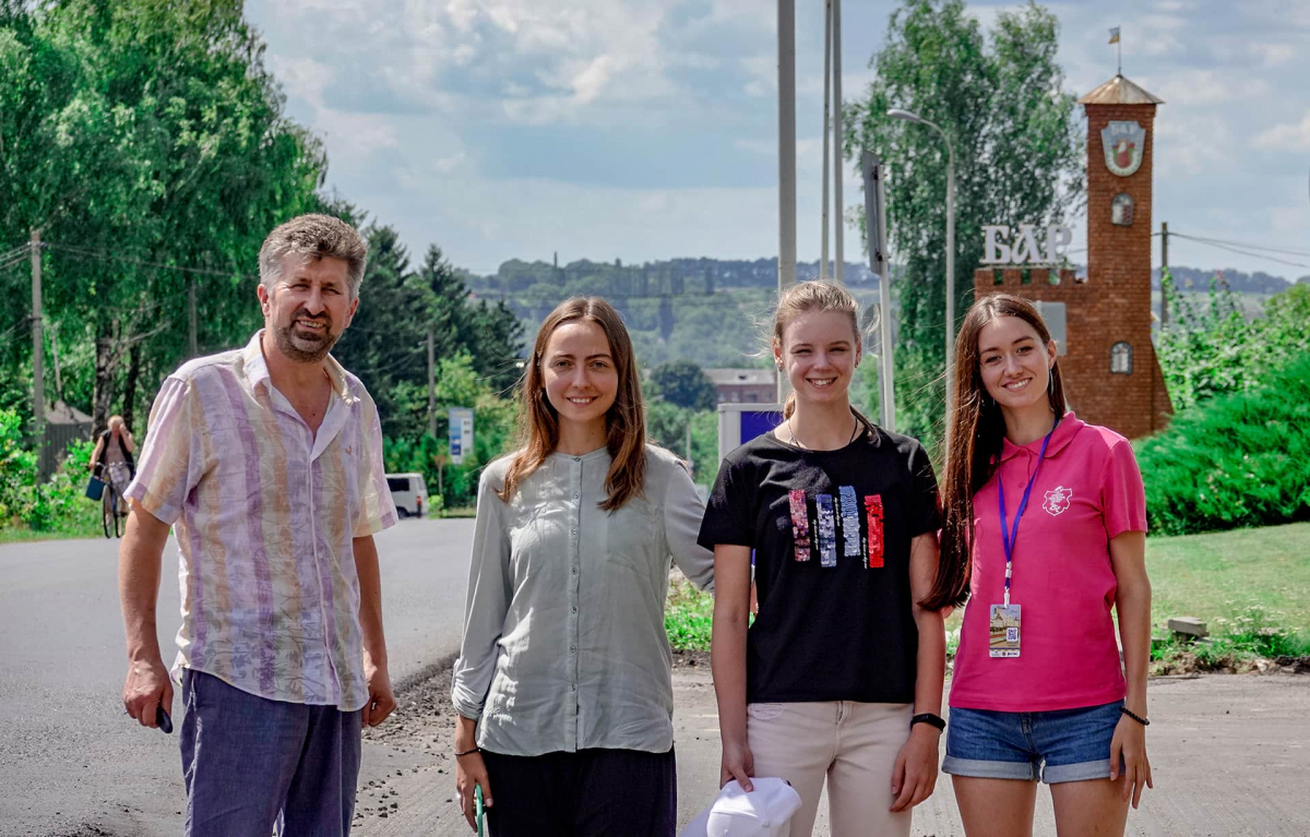 Художественный десант в городе Бар фото